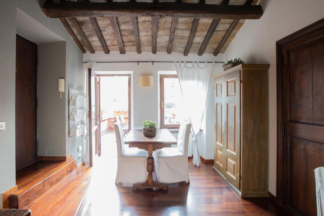 Luxury Mattonato 36 * Roma