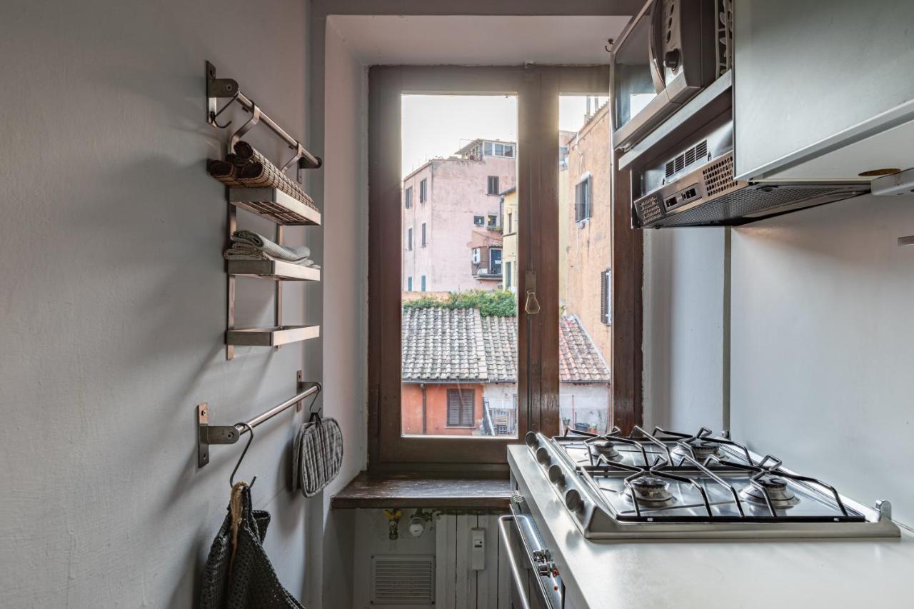 Luxury Mattonato 36 * Roma